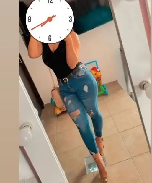 Escort Model Alexa Saltillo Standard Sexual Services
