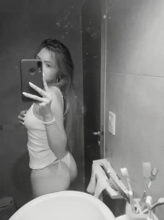 Escort Model Natasha Saltillo Standard Sexual Services