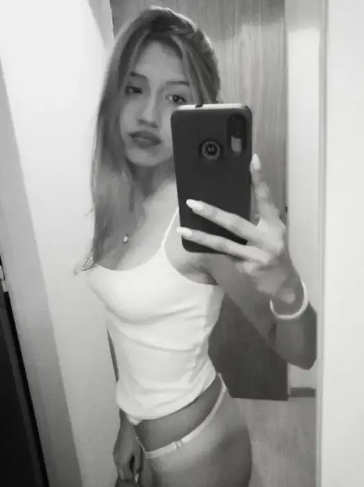 Escort Model Natasha Saltillo Standard Sexual Services