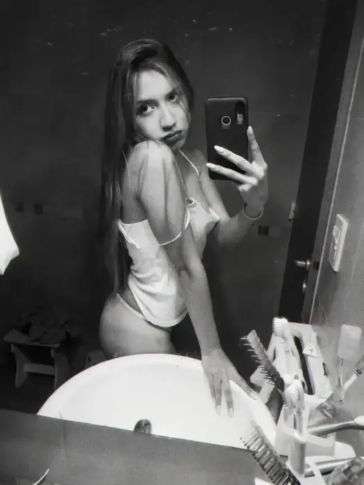 Escort Model Natasha Saltillo Standard Sexual Services