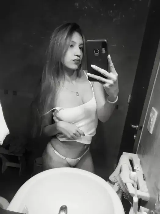 Escort Model Natasha Saltillo Standard Sexual Services