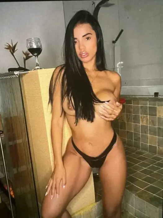 Escort Model Letii Playa del Carmen Standard Sexual Services